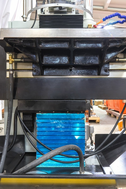Инструментальный фрезерный станок Stalex WFM 750 Servo