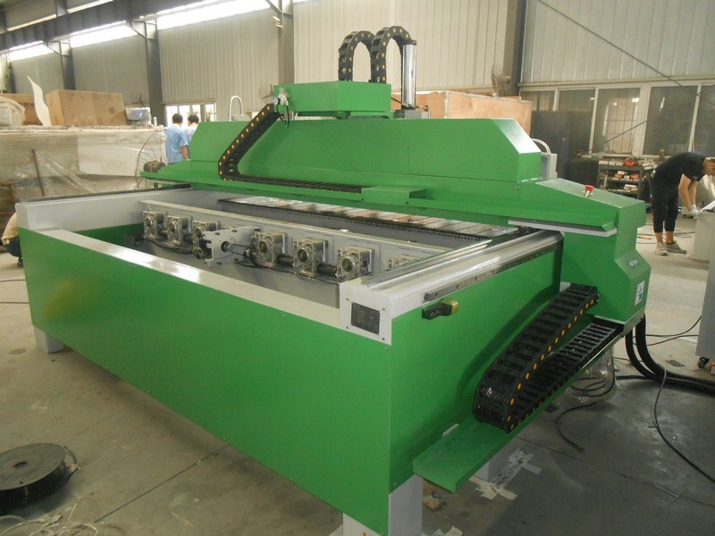 Фрезерно-гравировальный станок с чпу WoodTec T-2512x8