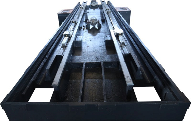 Портальный фрезерный центр KPM 1016