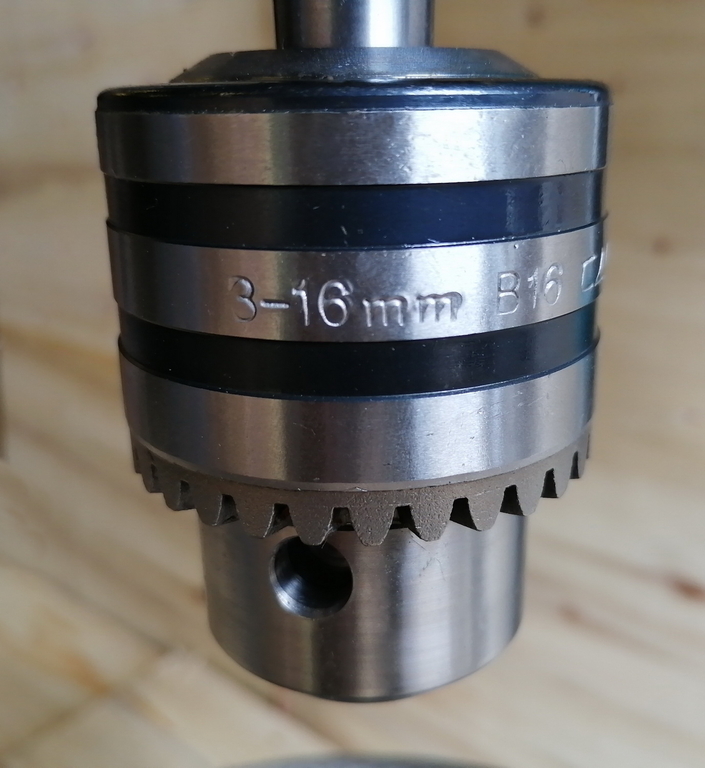 Настольный сверлильный станок AURA CM-1316/220 (10131610)