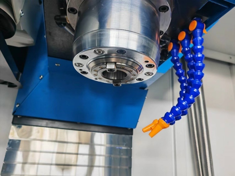 Вертикальный обрабатывающий центр с ЧПУ MetalTec TOPMILL 1360F