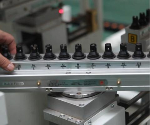 Сверлильно-присадочный станок с ЧПУ Nanxing NDC532A