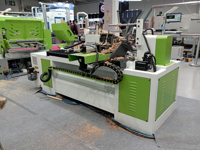 Автоматический токарный станок EcoWood Rоund Master