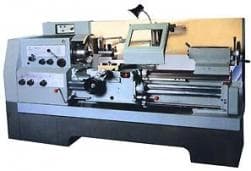 Токарно винторезный станок 1К62/1000
