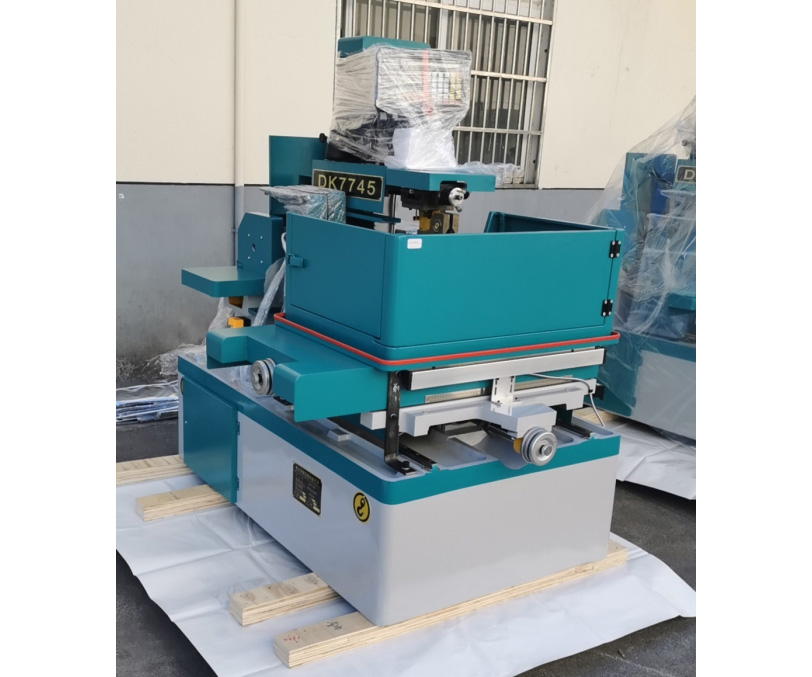 Электроэрозионный проволочно-вырезной станок MetalCraft DK7750-LK