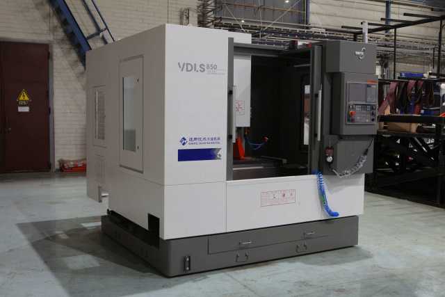 Фрезерный обрабатывающий центр DMTG VDLS-850 Fanuc
