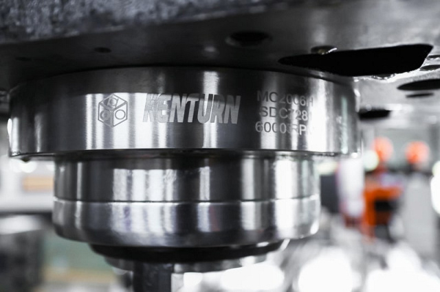 Портальный фрезерный центр KPM 1016