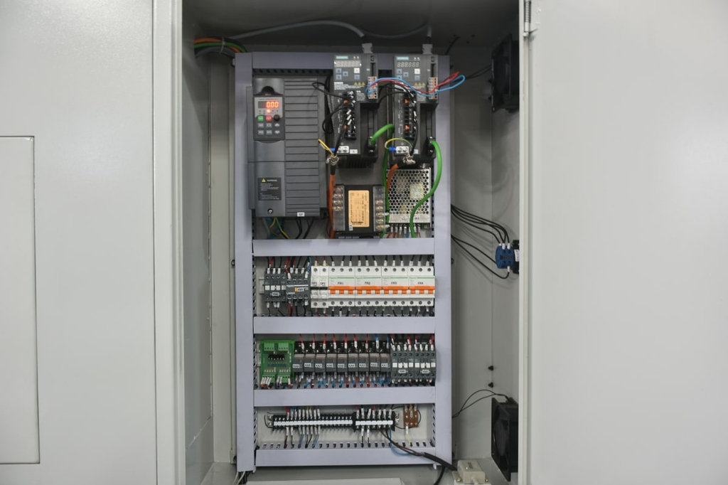 Токарный станок c ЧПУ с горизонтальной станиной MetalTec CK 32x750 metМК 322344