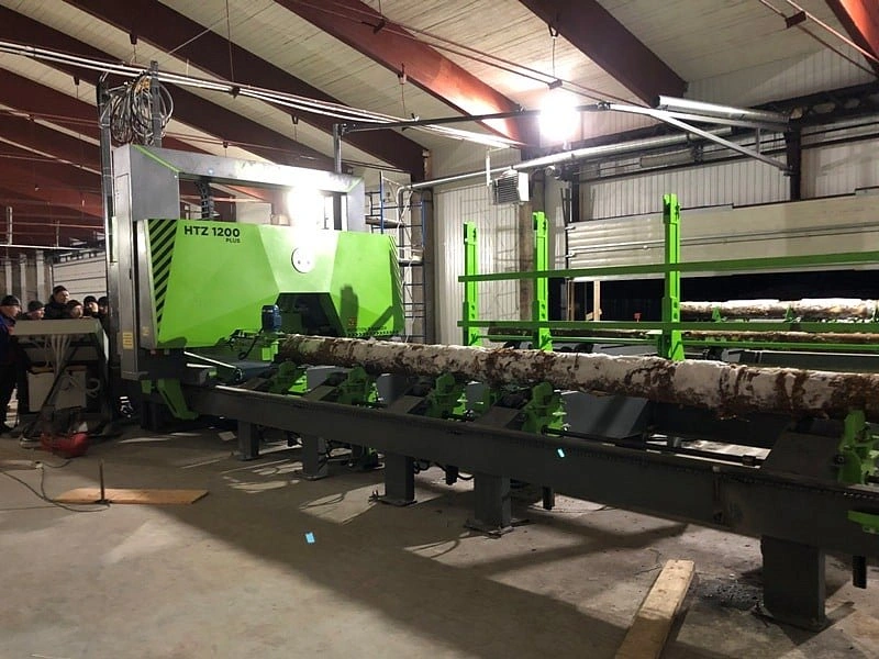 Горизонтальная широколенточная пилорама MEBOR HTZ-1200 PLUS