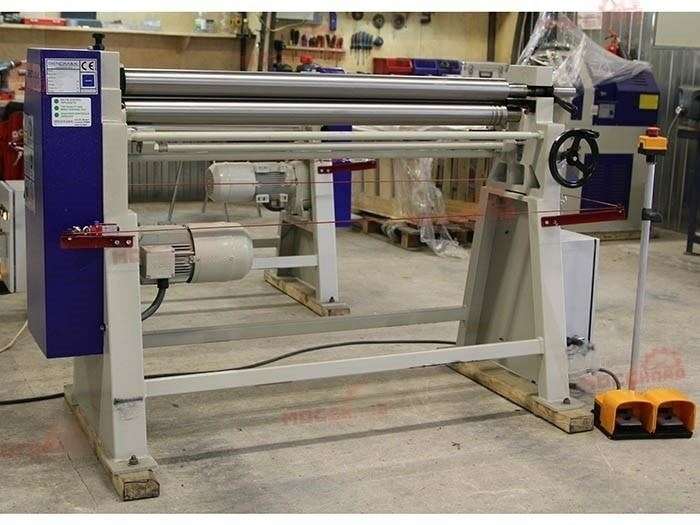 Вальцы с электроприводом Bendmak CY 75-12/2.0M