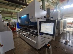 Гидравлический листогибочный пресс SMD PBH-110/3100