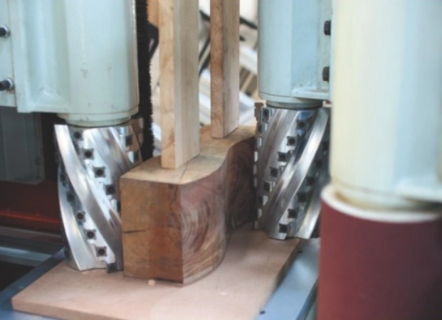 Продольно-фрезерный станок с ЧПУ JUNRAN JR-6TS