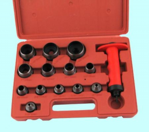 Набор высечек (пробойников) из 14-ти предметов от 5 до 35мм в пласт. чемодане "CNIC" (ОТ2014)