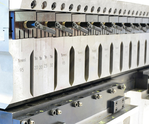 Автоматический панелегиб YAWEI FBA 2030