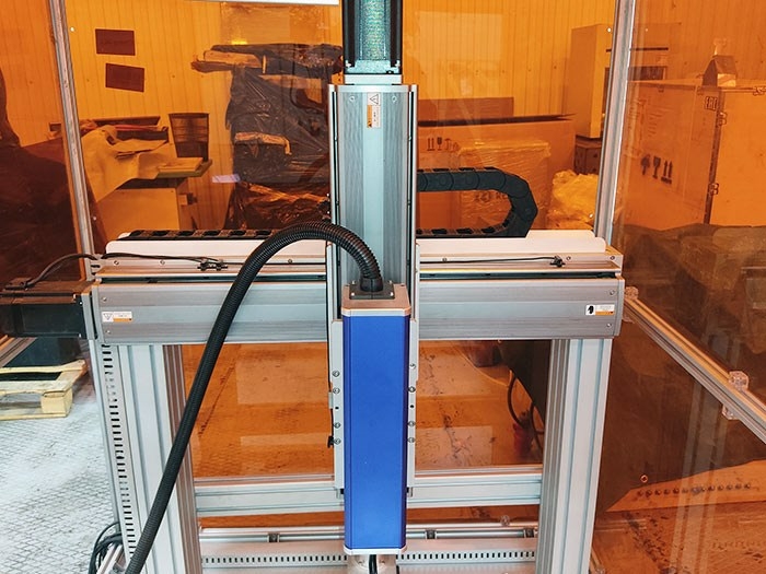 Установка лазерной маркировки и гравировки (100W) Raycus линза 110*110 мм