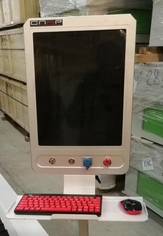 Оптоволоконный лазерный станок для резки металла LTT-3015C-500