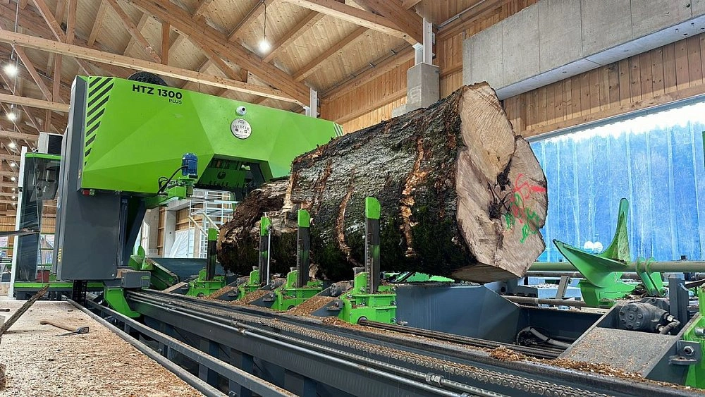 Горизонтальная широколенточная пилорама MEBOR HTZ-1300 PLUS