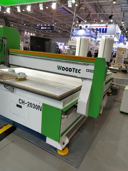 Фрезерно-гравировальный станок с чпу WoodTec CH 2030 NEST L