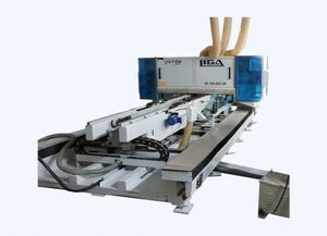 Форматно-обрезной обрабатывающий центр с ЧПУ Yuetong MJK6424C