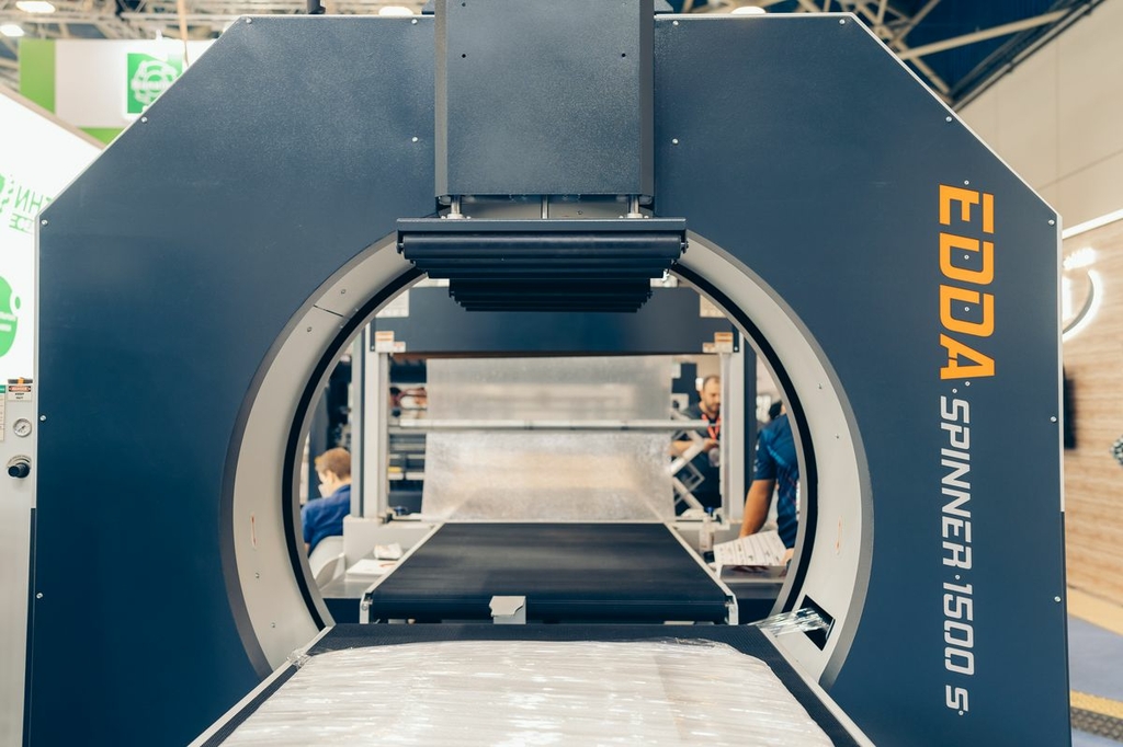 Автоматический горизонтальный обмотчик Spinner 2200 SBN