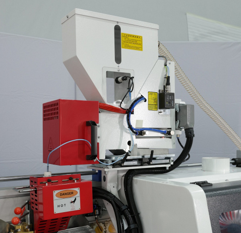 Автоматический кромкооблицовочный станок Nanxing NB7CJNQVKL