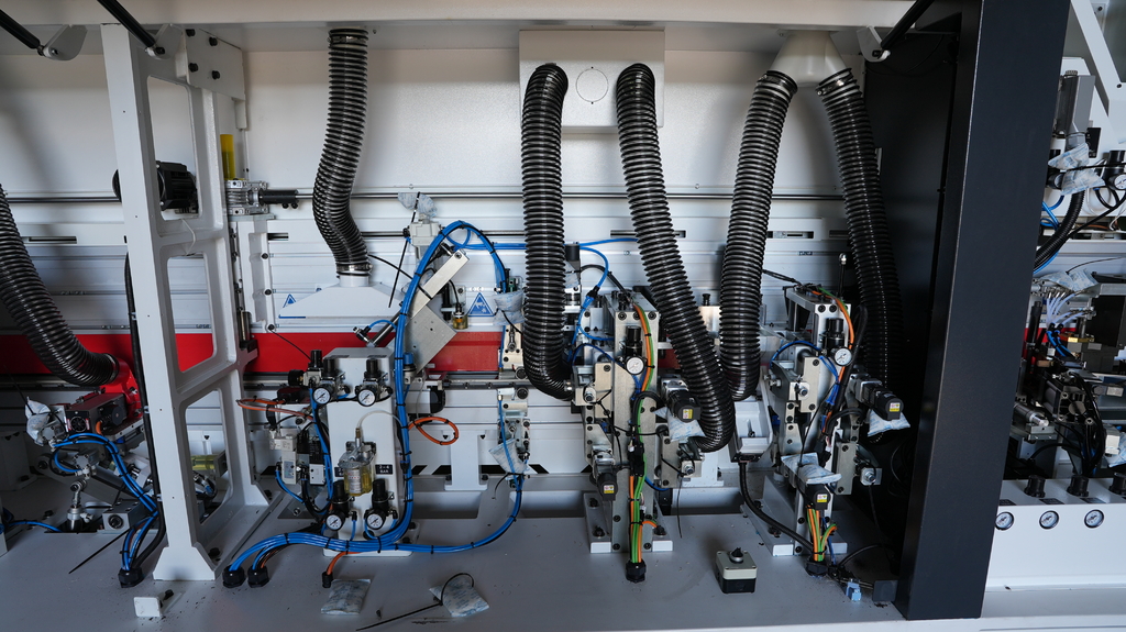 Кромкооблицовочный автоматический станок ALTESA SUPERSET NC 5650RF SERVO