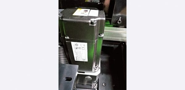 Лазерный станок Yueming CMA1325C-G-H