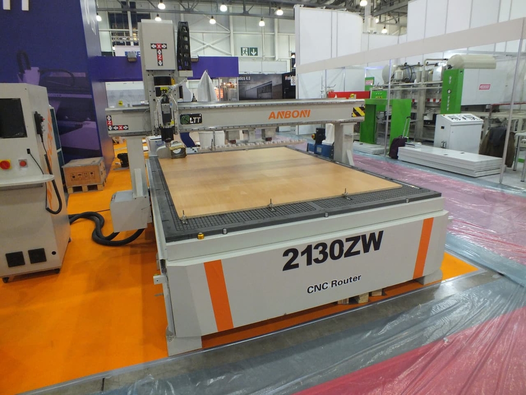 Фрезерный станок чпу LTT-2130ZW