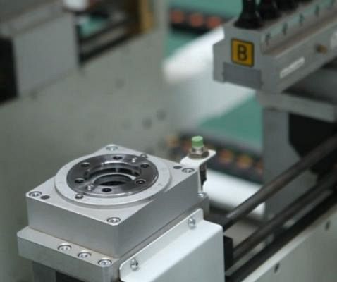 Сверлильно-присадочный станок с ЧПУ Nanxing NDC532A