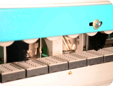 Кромкооблицовочный автоматический станок HCM S365