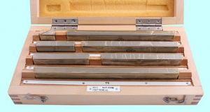 Наборы концевых мер длины №22, кл.точн.3 (7 мер от 21,2 до 175мм) (КРИН)) г.в.1986