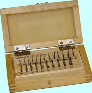 Наборы концевых мер длины №20(19), кл.точн.2 (23 меры от 0,12 до 3,5мм) г.в. 1982-1985