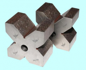 Призмы поверочные и разметочные чугунные 100х100х 65мм тип П2-1 кл.точн.1 (к-т из 2-х шт) "TLX"