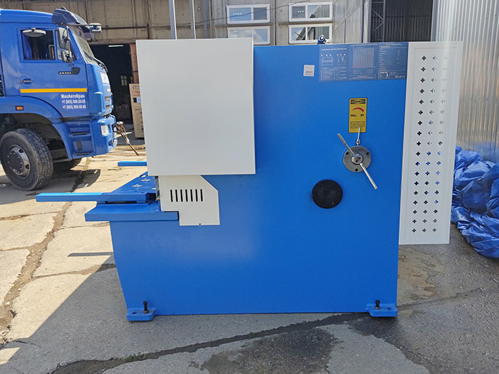 Гидравлическая гильотина QC12Y 10x3200 с ЧПУ Е21S
