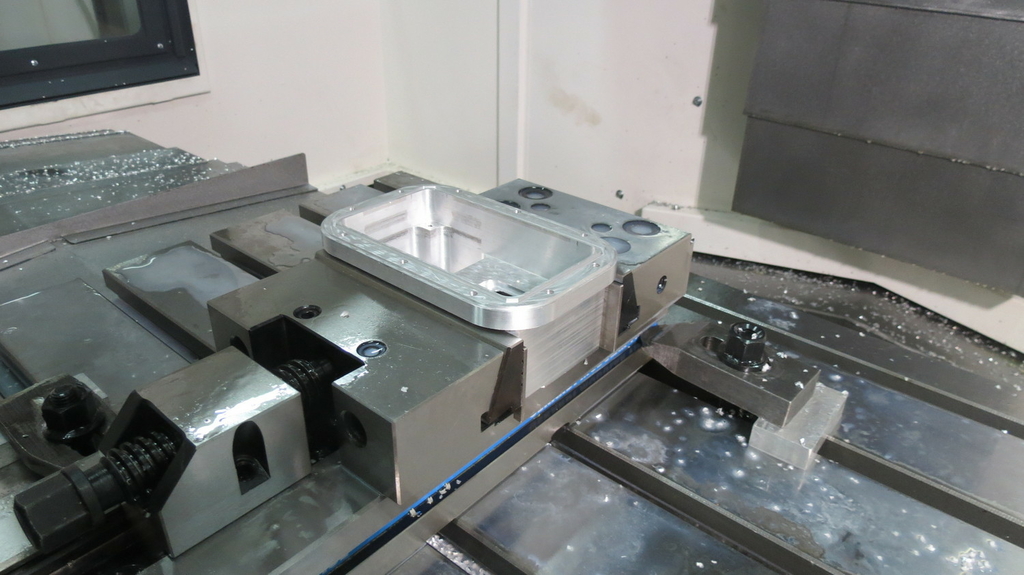 Вертикальный обрабатывающий центр ФС180МФ3