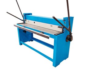 Ножницы гильотинные ручные Q01-1.5x1500