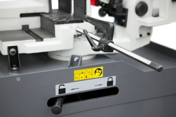 Полуавтоматический ленточнопильный станок MetalTec BS 270 SA