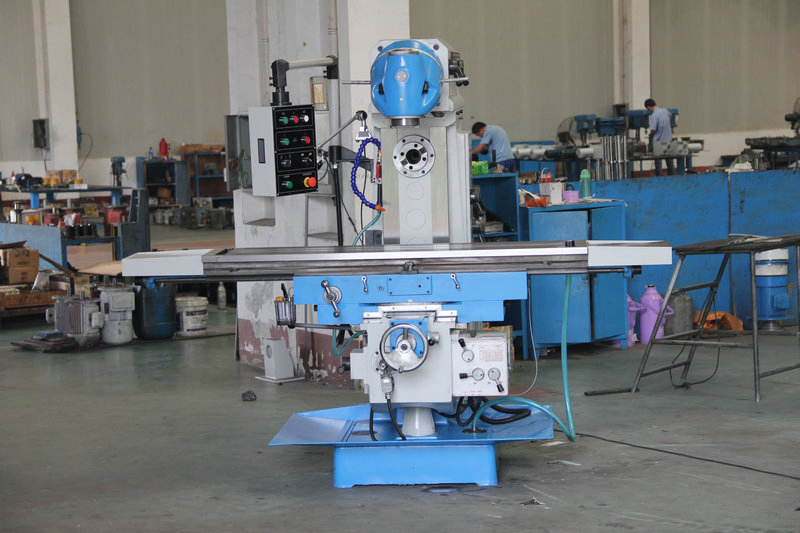 Широкоуниверсальный фрезерный станок Weida X6436A