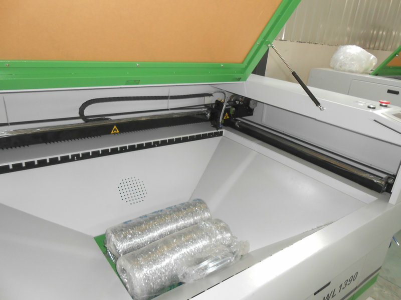 Лазерно-гравировальный станок с чпу WoodTec LaserStream WL 1390