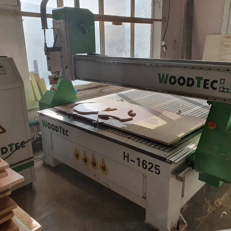 Фрезерно-гравировальный станок с чпу WoodTec H 1625