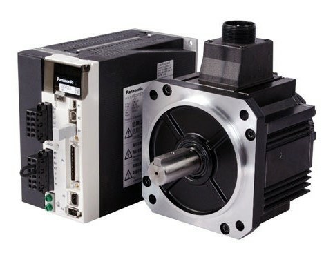 Четырехосевой токарный центр с ЧПУ NESTO 4 AXIS CNC