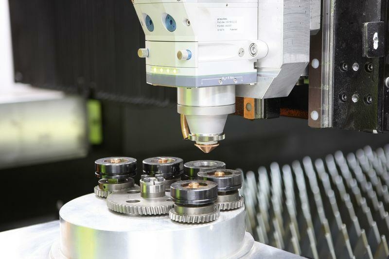 Оптоволоконный лазер Ermaksan Fibermak LM 2000.3x1.5