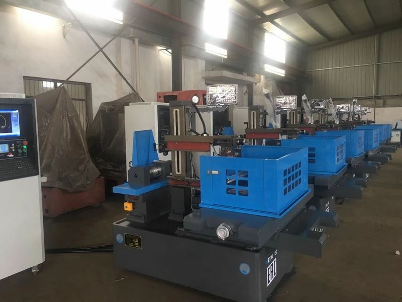 MetalTec DK7745M Servo - электроэрозионный многопроходной проволочно-вырезной станок + наклон ±45º