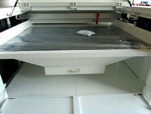 Лазерный станок для гравировки и резки Bodor BCL1006X (100W Reci W2)