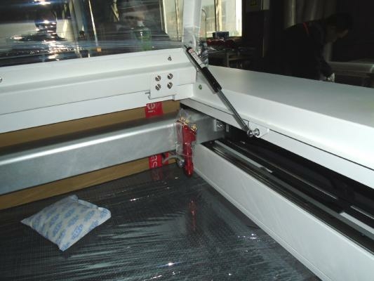 Лазерный станок для гравировки и резки Bodor BCL1309X (150W Reci W6, CW5200, Ruida) резка фанеры 15мм