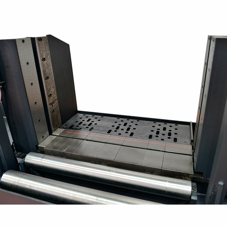 Ленточнопильный станок Beka-Mak BMSY 820C
