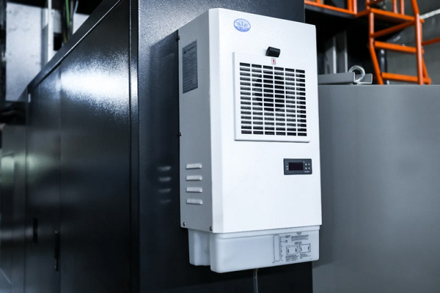 Портальный фрезерный центр KPM 1016