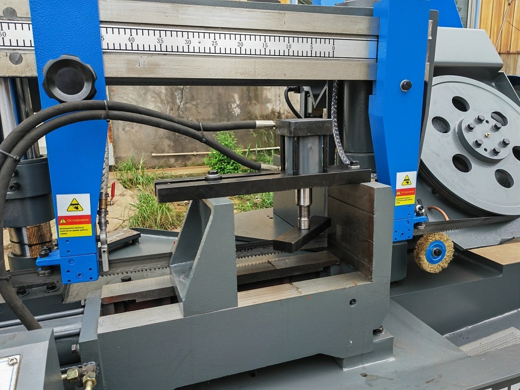 Ленточнопильный станок MetalTec BS 500 CH (угол 90°)