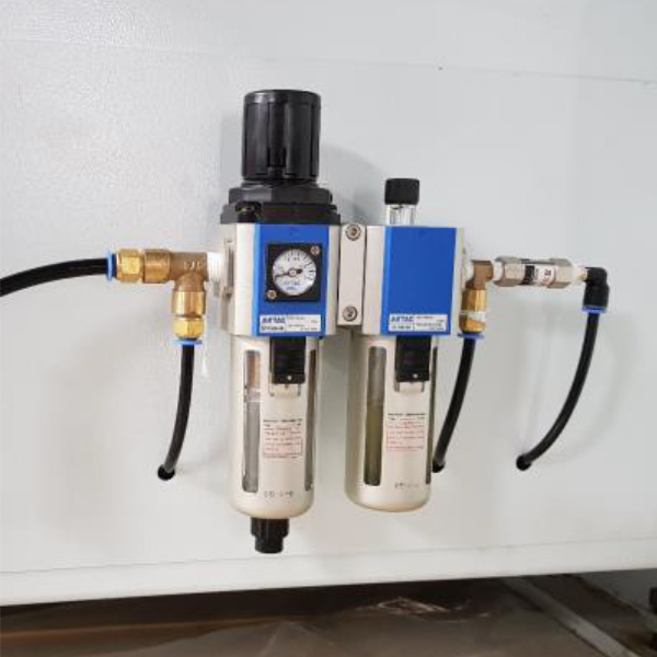 Сверлильно-пазовальный обрабатывающий центр с ЧПУ Yuetong MDK 4120D