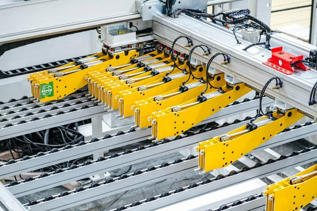 Раскроечный центр Nanxing NPL 440D